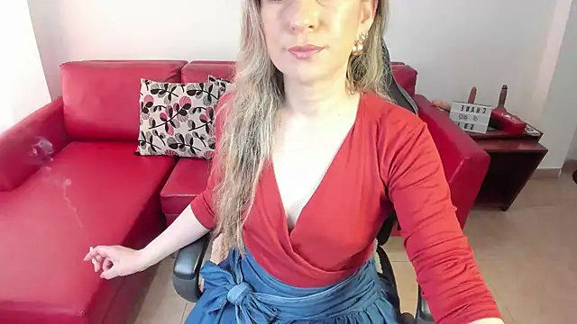 Snapshot of CHANNEL_GOLD chatting on 5, 12, 2024 CHANNEL GOLD online show from 5, 12, 2024