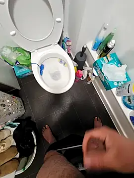 Snapshot of eric69_69 chatting on 16, 12, 2024 eric69 69 online show from 16, 12, 2024