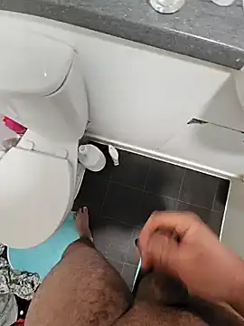 Snapshot of eric69_69 chatting on 5, 1, 2025 eric69 69 online show from 5, 1, 2025