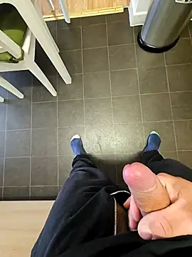 Snapshot of eric69_69 chatting on 22, 9, 2025 eric69 69 online show from 22, 9, 2025