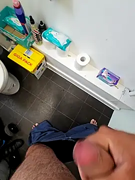 Snapshot of eric69_69 chatting on 27, 9, 2025 eric69 69 online show from 27, 9, 2025