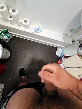 Snapshot of eric69_69 chatting on 12, 10, 2025 eric69 69 online show from 12, 10, 2025