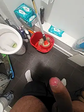 Snapshot of eric69_69 chatting on 1, 2, 2026 eric69 69 online show from 1, 2, 2026