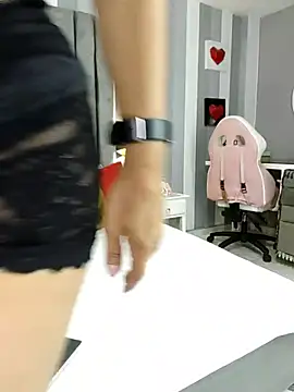 Julianewell online show from 15, 11, 2025