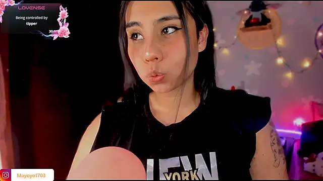 Snapshot of kiki_cavilll chatting on 24, 9, 2025 kiki cavilll online show from 24, 9, 2025