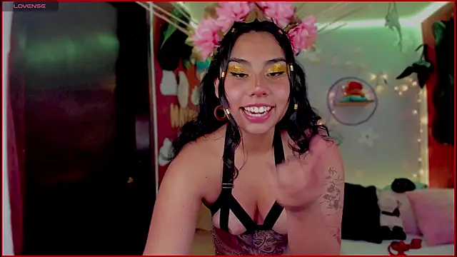 Snapshot of kiki_cavilll chatting on 31, 10, 2025 kiki cavilll online show from 31, 10, 2025