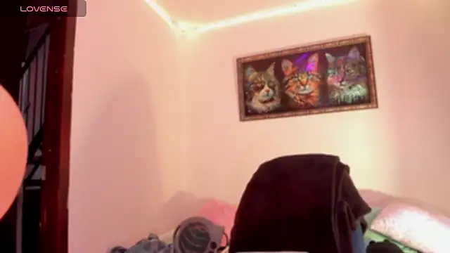 Snapshot of kiki_cavilll chatting on 21, 3, 2026 kiki cavilll online show from 21, 3, 2026