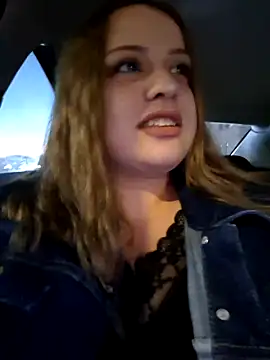 cansuozell online show from 9, 11, 2025