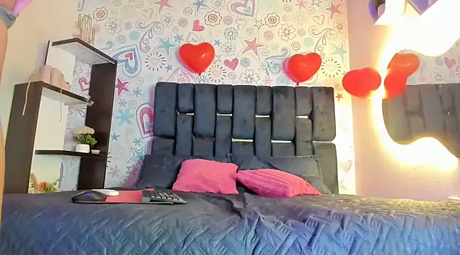 KOURTNEY-- online show from 26, 2, 2025