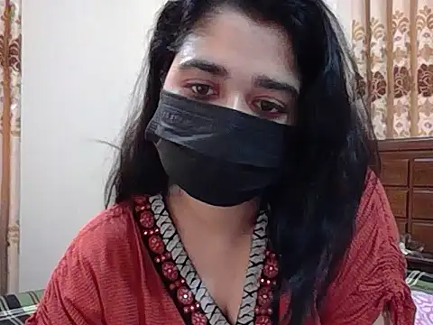 Snapshot of A-pusparani chatting on 15, 4, 2026 A-pusparani online show from 15, 4, 2026