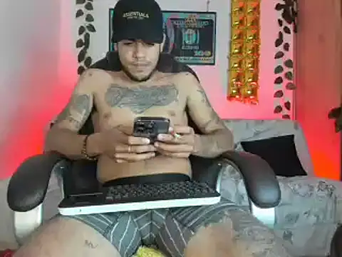 mikee scooth online show from 21, 1, 2025