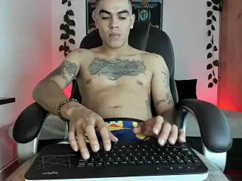 mikee scooth online show from 22, 3, 2025