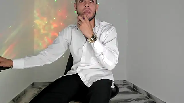 Snapshot of mikee_scooth chatting on 11, 4, 2026 mikee scooth online show from 11, 4, 2026