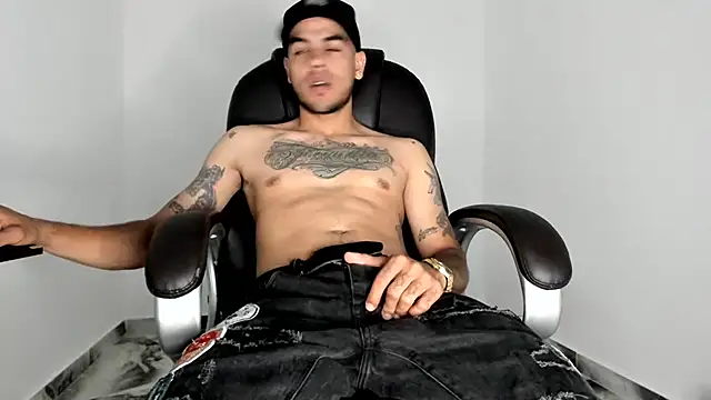 Snapshot of mikee_scooth chatting on 26, 7, 2026 mikee scooth online show from 26, 7, 2026