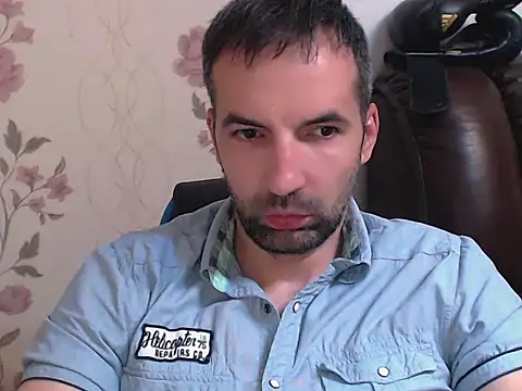 Snapshot of Leo_1617 chatting on 11, 7, 2026 Leo 1617 online show from 11, 7, 2026