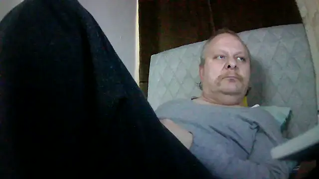 Snapshot of amylrmm1903 chatting on 29, 3, 2026 amylrmm1903 online show from 29, 3, 2026