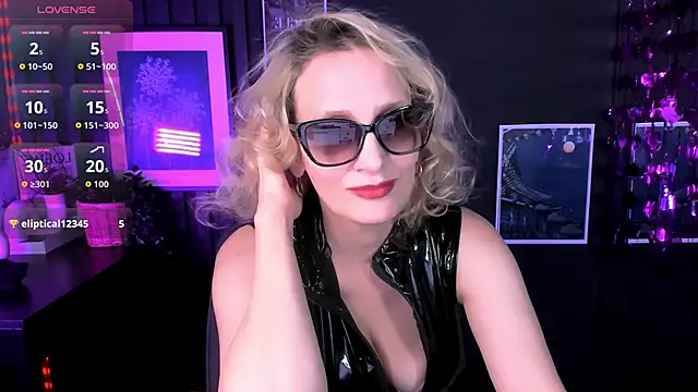 Snapshot of Queen_Anna_ chatting on 15, 2, 2026 Queen Anna online show from 15, 2, 2026