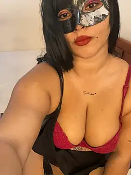 Snapshot of thushani24 chatting on 19, 1, 2026 thushani24 online show from 19, 1, 2026