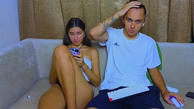 Snapshot of do_u_know_them chatting on 25, 2, 2025 do u know them online show from 25, 2, 2025