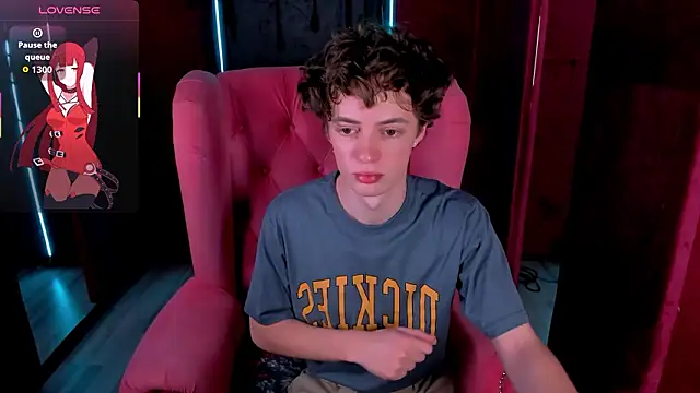 Snapshot of LukeSweet chatting on 12, 3, 2026 LukeSweet online show from 12, 3, 2026