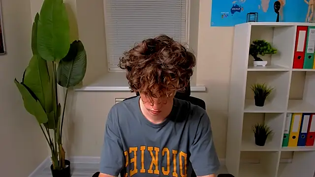 Snapshot of LukeSweet chatting on 14, 7, 2026 LukeSweet online show from 14, 7, 2026