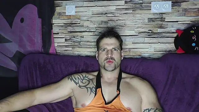 XxBigboybandxX online show from 4, 3, 2025