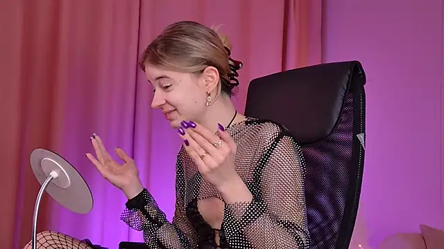 TinaDavil online show from 20, 12, 2025