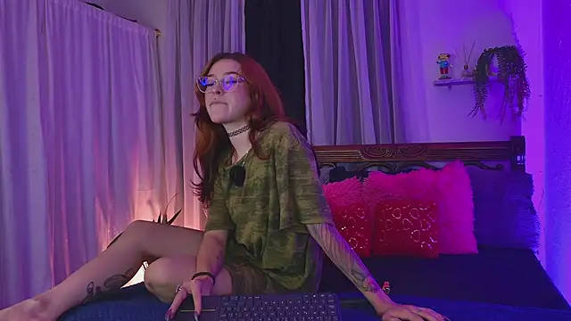 Snapshot of Ginger_Foxy chatting on 7, 4, 2026 Ginger Foxy online show from 7, 4, 2026