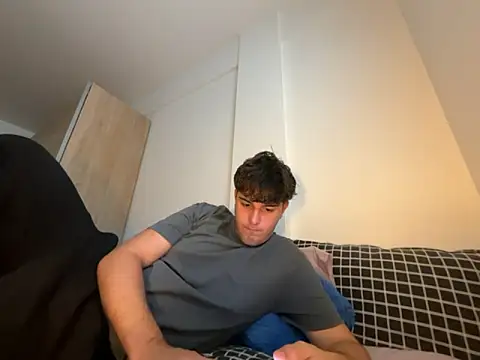 Snapshot of Pablogn24 chatting on 28, 10, 2025 Pablogn24 online show from 28, 10, 2025