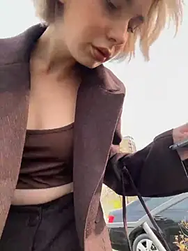 SandraCarter online show from 24, 11, 2025