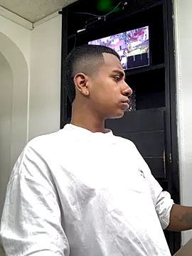 Snapshot of PatrickWest chatting on 5, 12, 2024 PatrickWest online show from 5, 12, 2024
