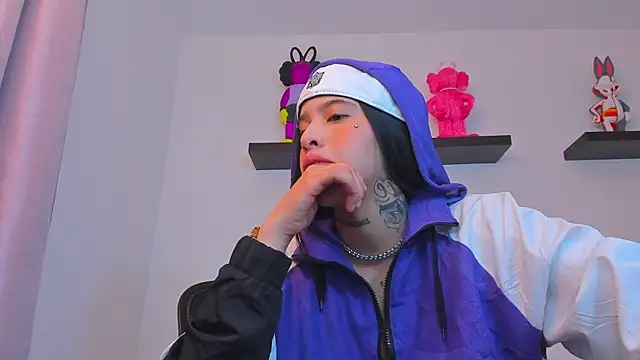 Gangster Girl online show from 11, 3, 2025