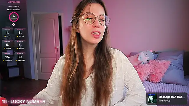 Snapshot of ms_allison_w chatting on 27, 4, 2026 ms allison w online show from 27, 4, 2026