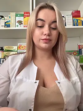 Snapshot of Maya_Willis chatting on 1, 11, 2025 Maya Willis online show from 1, 11, 2025