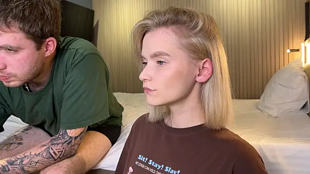 Adelovenick online show from 10, 11, 2025