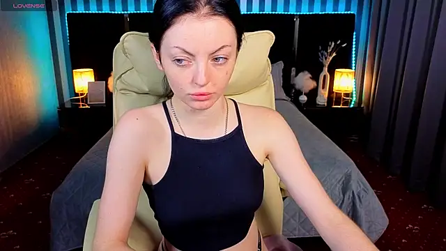 Snapshot of Daisy_Delight chatting on 11, 11, 2025 Daisy Delight online show from 11, 11, 2025