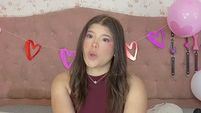 AvrillThomas online show from 14, 2, 2025