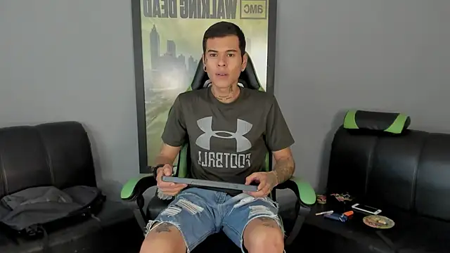 Snapshot of jamesinked_ chatting on 11, 2, 2025 jamesinked  online show from 11, 2, 2025