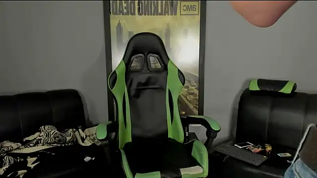 Snapshot of jamesinked_ chatting on 1, 3, 2025 jamesinked  online show from 1, 3, 2025