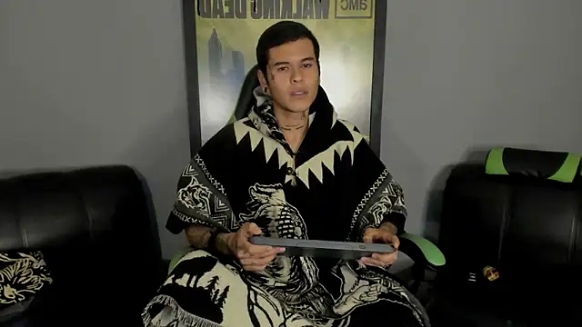 Snapshot of jamesinked_ chatting on 7, 3, 2025 jamesinked  online show from 7, 3, 2025