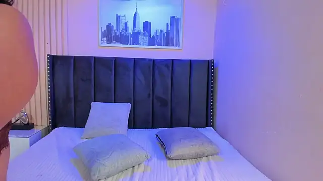 viiolett lee online show from 10, 4, 2026