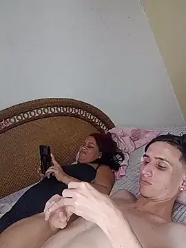 Milfvalesk online show from 8, 3, 2025