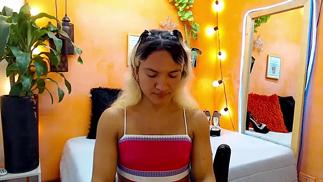 aslyhernandez 7 online show from 4, 1, 2025