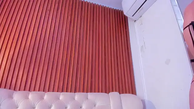 Snapshot of RosarioCruzz chatting on 29, 6, 2026 RosarioCruzz online show from 29, 6, 2026