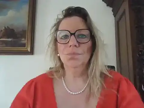 Snapshot of Silkesquirt chatting on 14, 2, 2025 Silkesquirt online show from 14, 2, 2025