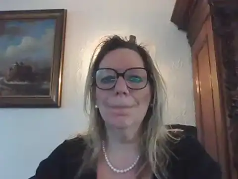 Snapshot of Silkesquirt chatting on 18, 2, 2025 Silkesquirt online show from 18, 2, 2025