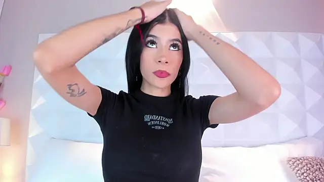 CaitlynCouper online show from 26, 12, 2024