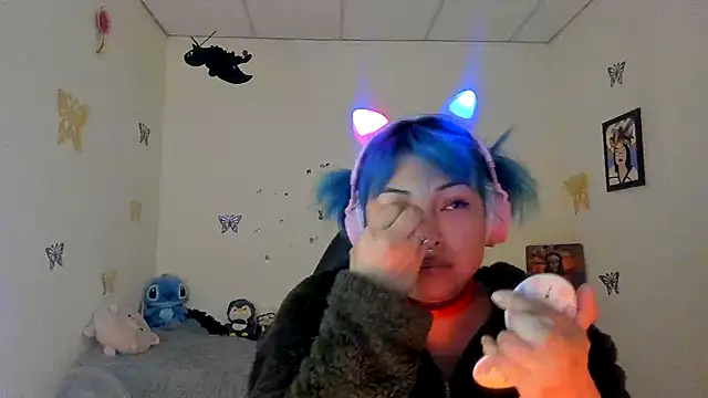 Shaddycute  online show from 10, 9, 2025