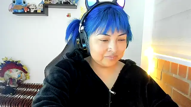 Shaddycute  online show from 22, 10, 2025