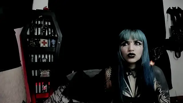 Snapshot of DimmuandDarkness chatting on 5, 4, 2026 DimmuandDarkness online show from 5, 4, 2026